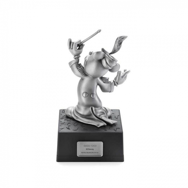 Limited Edition Mickey Mouse 1935 Figurine