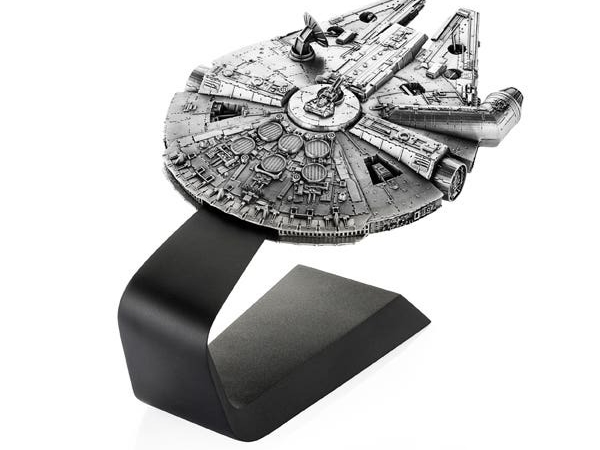 Millennium Falcon Replica