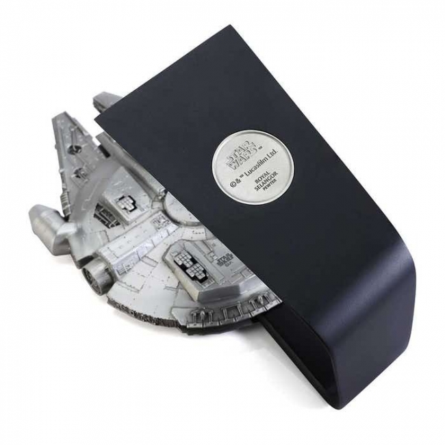 Millennium Falcon Replica