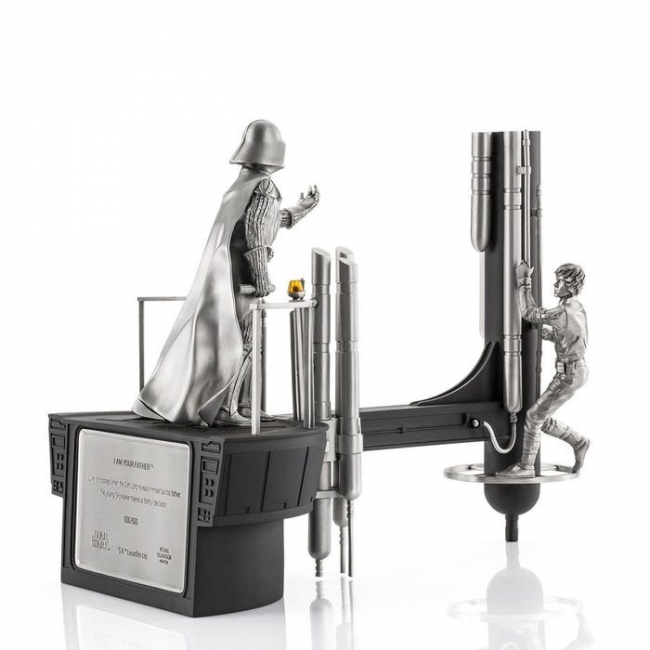 Limited Edition Luke vs Vader Diorama
