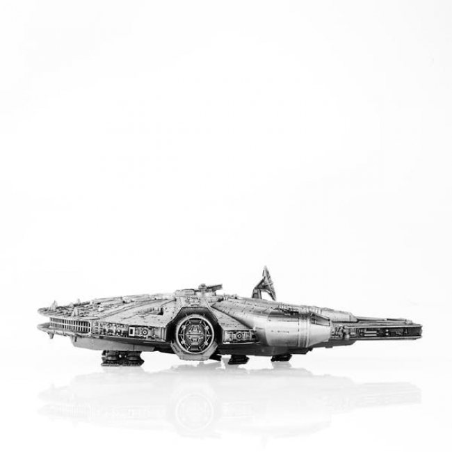 Millennium Falcon Replica