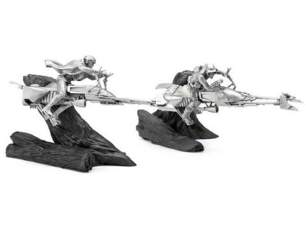 Limited Edition Speeder Bike Chase Diorama