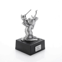 Limited Edition Mickey Mouse 1935 Figurine