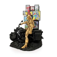 Drag image to spin Limited Edition Origins Gilt Captain America